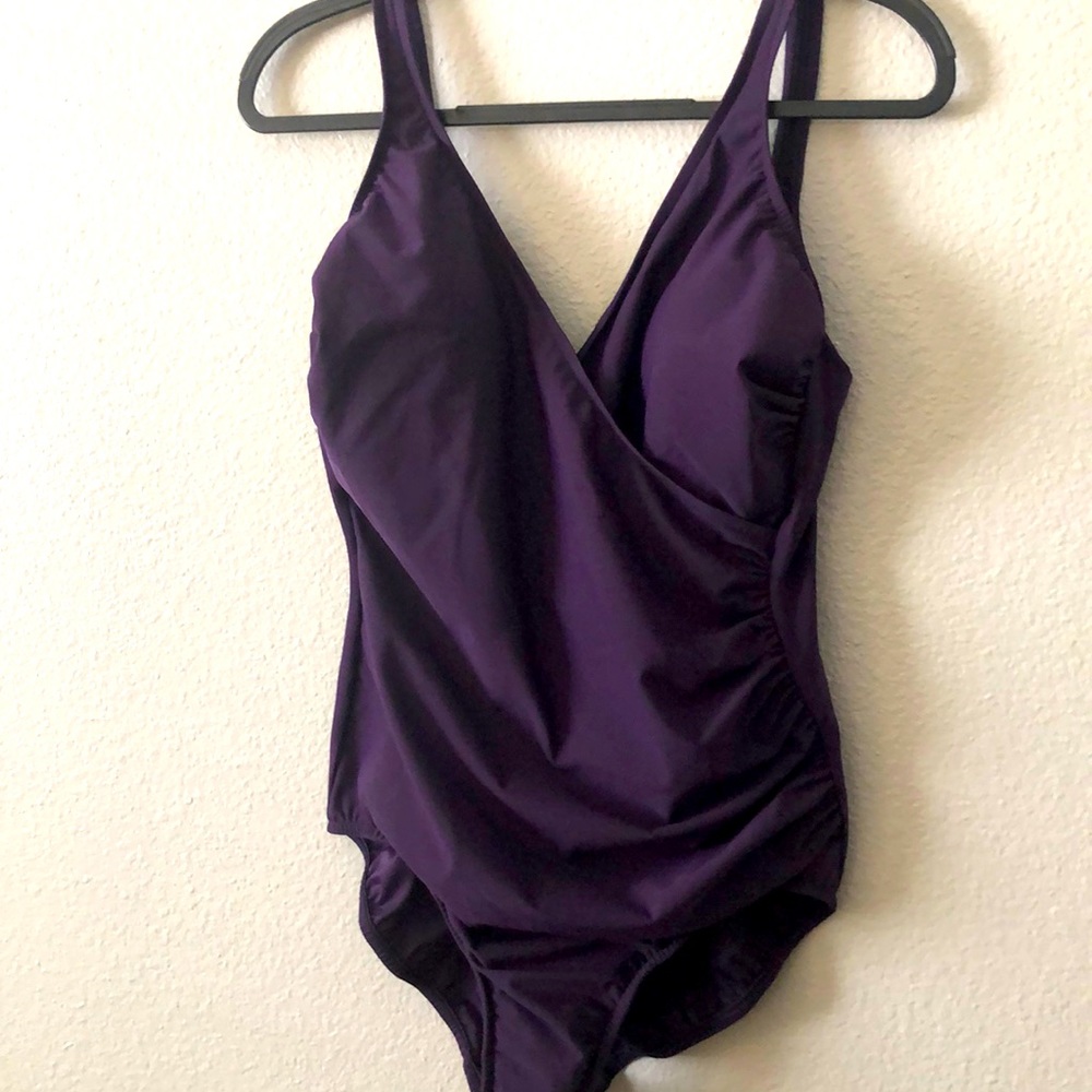Women bodysuit